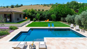 VILLINO LE MOIE 4&2, Emma Villas Fermo